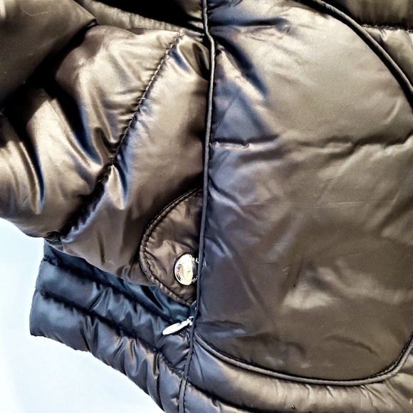 Calvin Klein Packable Women's Black Puffer Jacket (Size L) - Picture 5 of 6